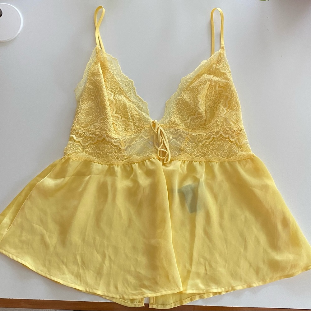 Victoria’s Secret Stretch Lace & Satin Cami Set